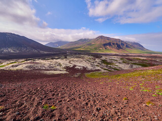 Paisajes Volcánicos de Islandia
