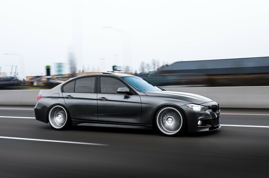 Seattle, WA, USA
March 4, 2022
BMW silver 3 series 