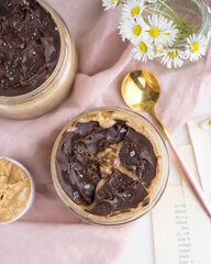 Salted caramel overnight oatmeal vegan