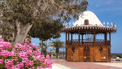 photographic image of a walk in the center of Arrecife de Lanzarote. Canary Islands. Spain