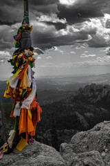 prayer flags at elk peak