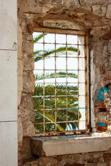 Fototapeta na wymiar Split Castle Window