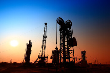 Obraz premium The oil pump, industrial equipment