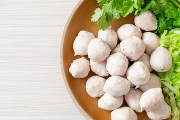 pork meatball with vegetable and spicy sauce