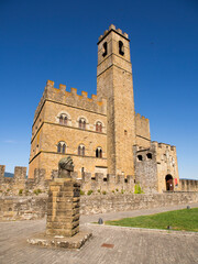 Fototapeta na wymiar Italia, Toscana, provincia di Arezzo, il paese di Poppi,il castello dei Conti Guidi.