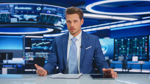 Beginning Evening News TV Program: Anchor Presenter Reporting on Business, Economy, Science, Politics. Television Cable Channel Anchorman Talks. Broadcast Network Newsroom Studio Concept.