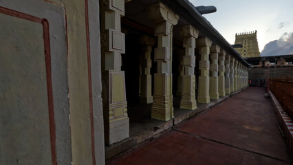 Fototapeta na wymiar Corridors of Ramanathaswamy Temple, Rameshwaram, Tamil Nadu, India