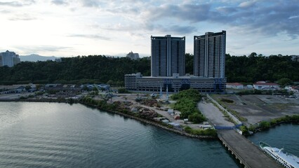 Naklejka premium Kota Kinabalu, Sabah Malaysia – June 14, 2022: The Waterfront and Esplanade Area of Kota Kinabalu City Centre
