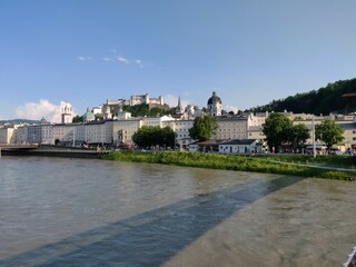 Fototapeta na wymiar River in Salzburg