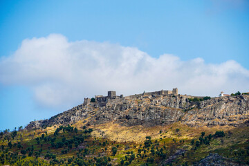 Fototapeta na wymiar old castle in the mountains - Marvão