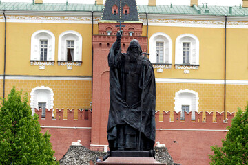 Statue of Patriarch Hermogenes.