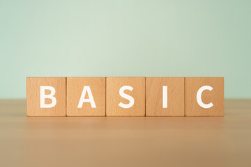 ベーシックのイメージ｜「BASIC」と書かれたブロック