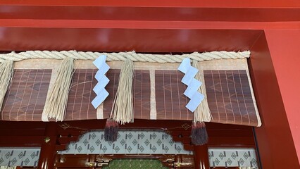 “Shimenawa”, twisted straw rope with white Japanese papers folded in custom, it is the symbol to inclose the location as holy sacred, dividing the place as sacred from the normality. 2022/6/14