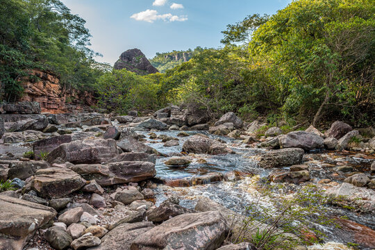 Halley well with the bed Len&ccedil;ois river in Chapada Diamantina with the bed Len&ccedil;ois river in Chapada Diamantina
