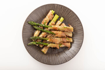 アスパラ肉巻き