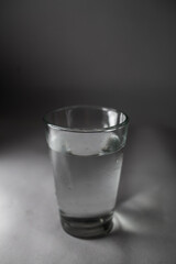 Vaso de agua limpia