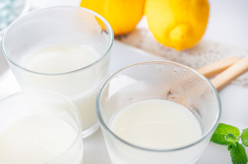 レモンヨーグルトゼリー