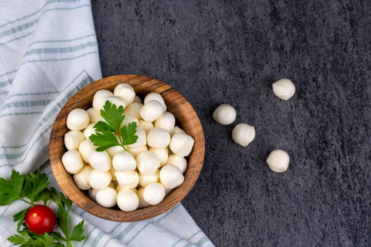 Turkish cheese varieties; ball cheese, milk drop cheese (Turkish name; top - topik peynir or sut damlasi peynir)
