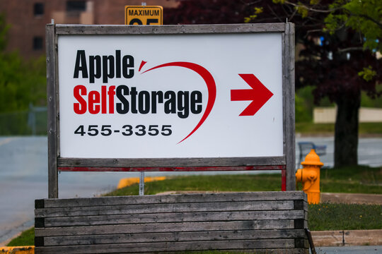 Apple Self Storage store sign at it Halifax location. Canada’s premier provider of high-quality self storage solutions. HALIFAX, NOVA SCOTIA, CANADA - JUNE 2022