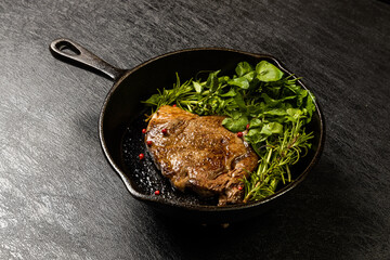 グリルステーキ Thick cut luxury fresh beef steak