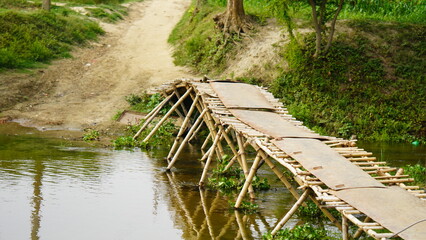 village head builds bamboo bridge at bihar
