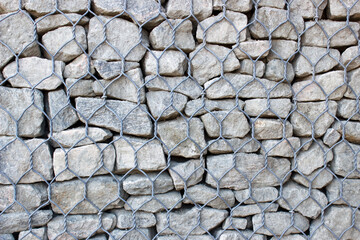 stones braided with metal mesh