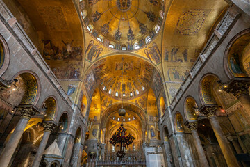 Ceiling mosaics of the St Mark's Basilica in Venice - obrazy, fototapety, plakaty