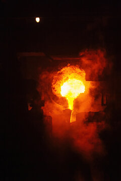 Metal casting process in metallurgical plant