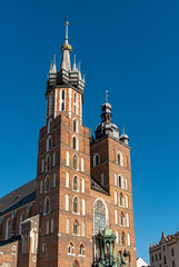 Fototapeta na wymiar St. Mary's Basilica, Main Square, Rynek Glowny, Krakow, Poland