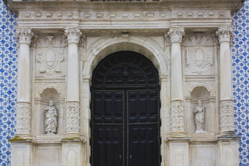 Fototapeta na wymiar Church of the Misericordia or Holy House of Mercy in the Center of Aveiro