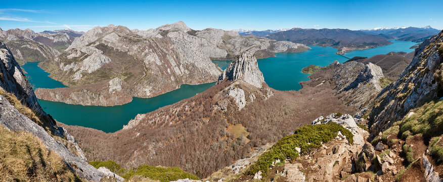 Beautiful turquoise waters reservoir and mountain landscape in Riano. Spain