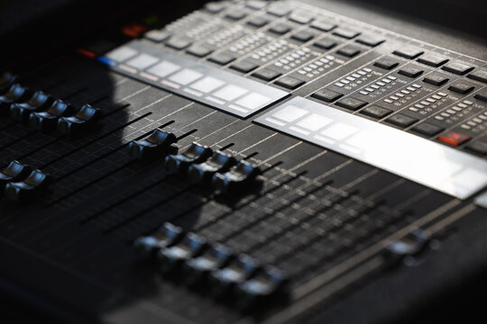 Mischpult bei einer Veranstaltung