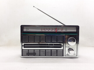 Classic Traditional Vintage Black Silver Metallic Electric Wireless Portable Radio AM FM Transistor...