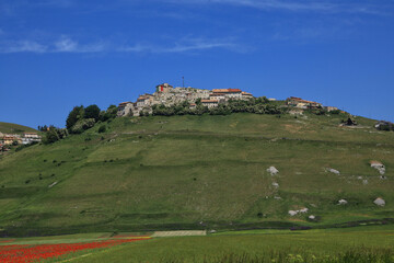 Fototapeta na wymiar Panorama Castelluccio di Norcia Italia