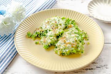 米化したブロッコリーのチーズ焼き