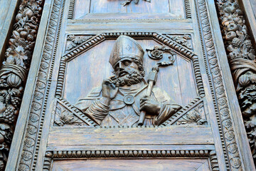 detail of the facade of the cathedral of firenze