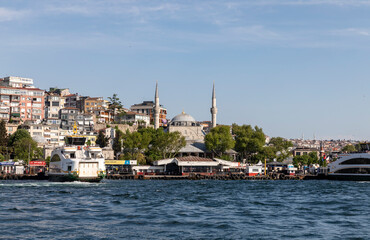 Fototapeta na wymiar Uskyudar wharves. Istanbul