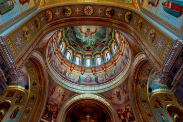 Interiors of cathedral of Christ the Savior (Khram Khrista Spasitelya), Moscow, Russia - obrazy, fototapety, plakaty
