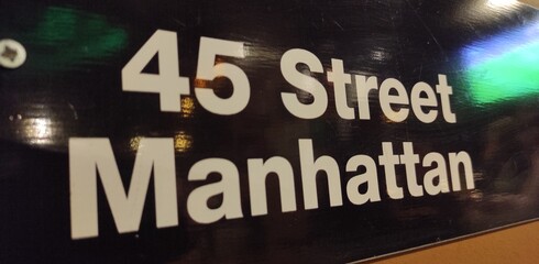 45 Street on Manhattan table sign