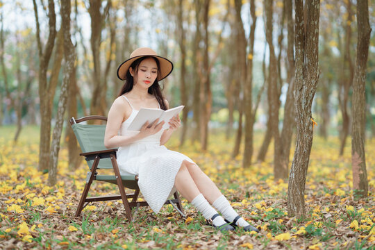 reading book