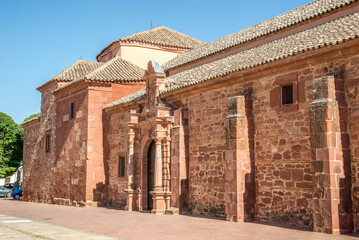 Fototapeta na wymiar View at the Church of Santa Maria in the streets of Alcazar de San Juan - Spain