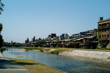 鴨川沿いの景色