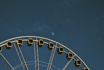 ferris wheel with the moon 