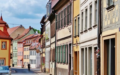 Bamberg, Altstadtgasse mit bunten Fassaden