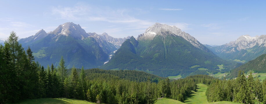 Panoramablick vom Hirscheck Kaser auf Watzmann, Hochkalter, Reiteralpe und Hintersee