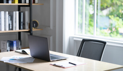Image of office room without people inside
