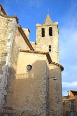 Fototapeta na wymiar Iglesia de Sant Sadurni del Heura, Girona Cataluña 