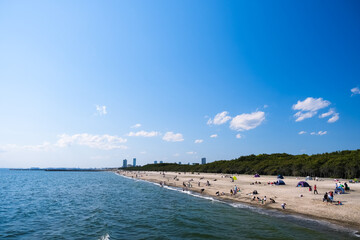 千葉市美浜区 GWで賑わう稲毛海浜公園、いなげの浜