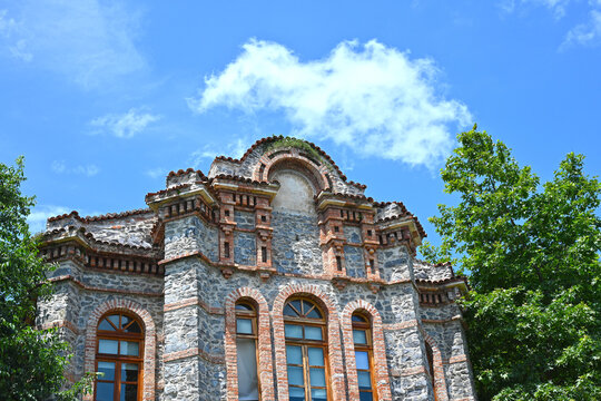 Tarabya British Schools Campus Building in Istanbul, Turkey