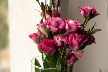Obraz premium beauty bouquet in vase, pink eustoma